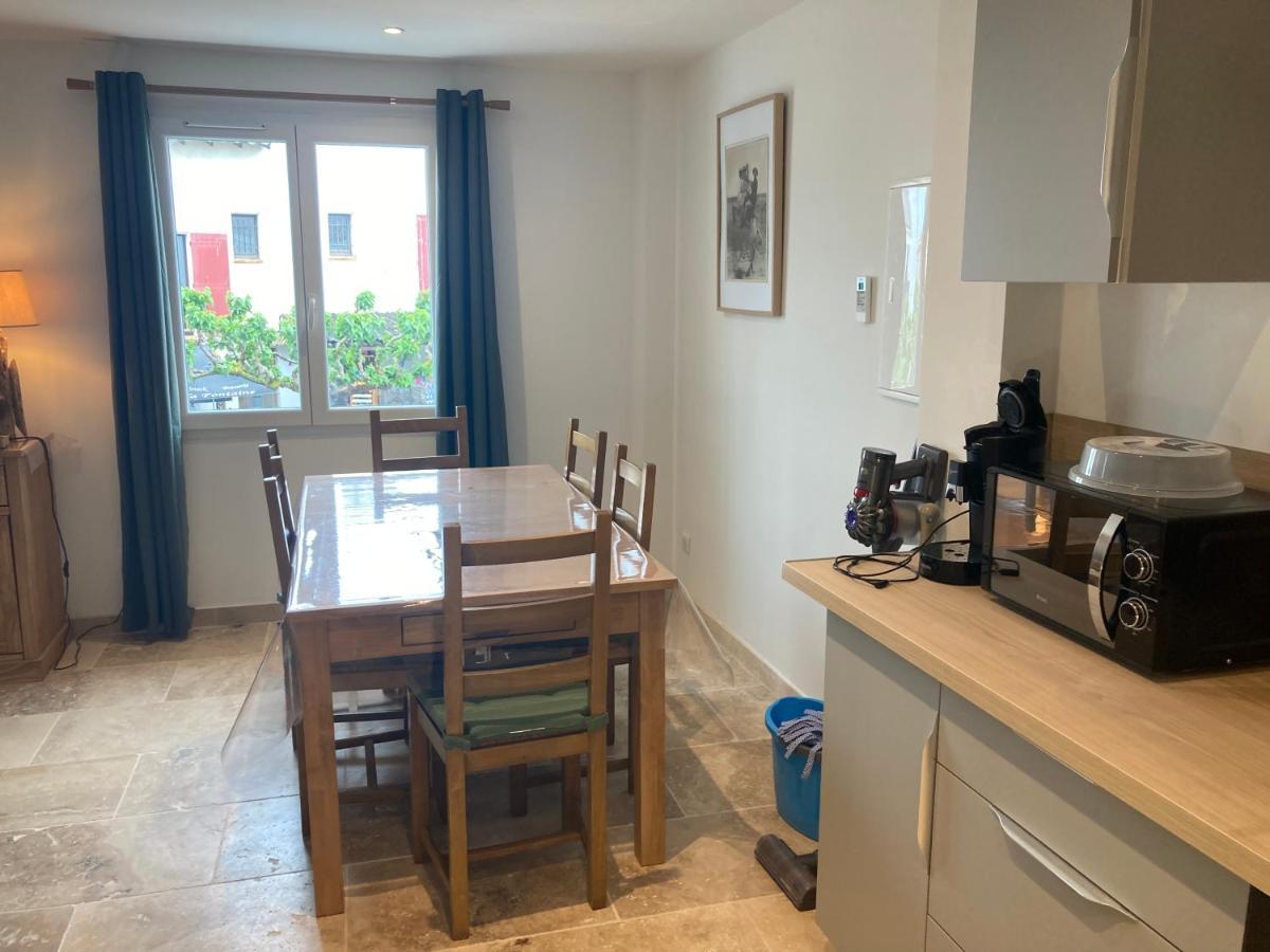 Appartement Neuf Coeur Du Village Saintes-Maries-de-la-Mer Ngoại thất bức ảnh